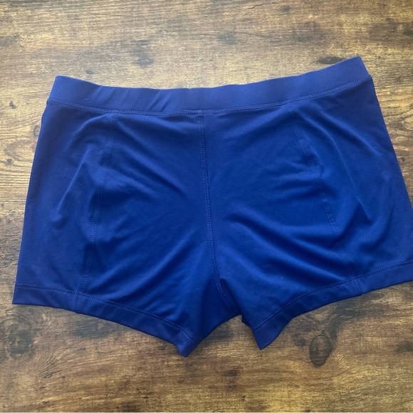 Varsity Spirit Women's Blue Athletic Shorts Size XL - Picture 4 of 4